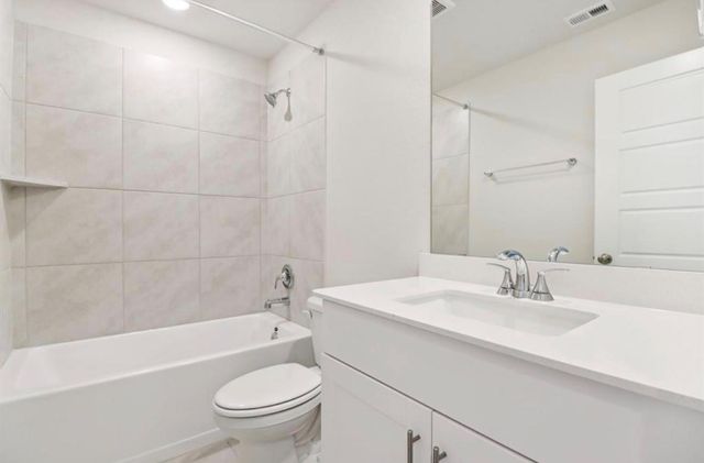 1900 Velvet Oak Lane, Conroe, TX 77304