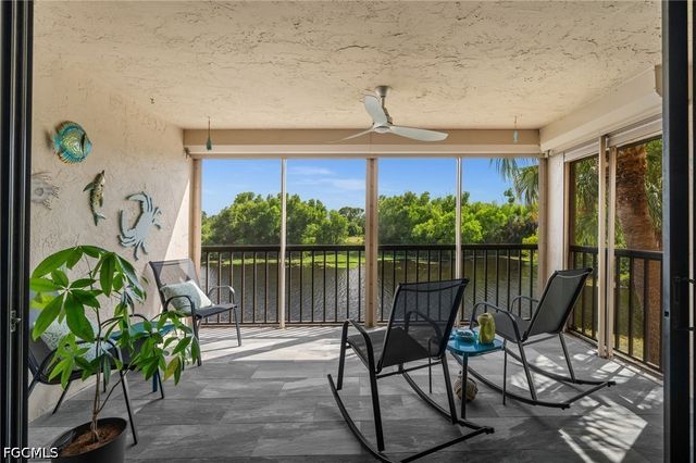 2069 W Lakeview BLVD 5, North Fort Myers, FL 33903