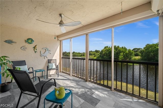 2069 W Lakeview BLVD 5, North Fort Myers, FL 33903