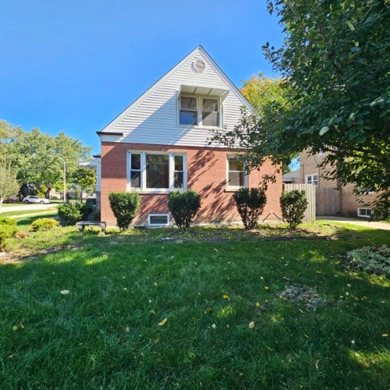 1501 MANCHESTER Avenue, Westchester, IL 60154 — photo 4