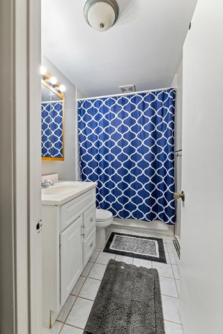 888 Laurel Avenue, Saint Paul, MN 55104