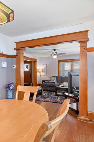 888 Laurel Avenue, Saint Paul, MN 55104