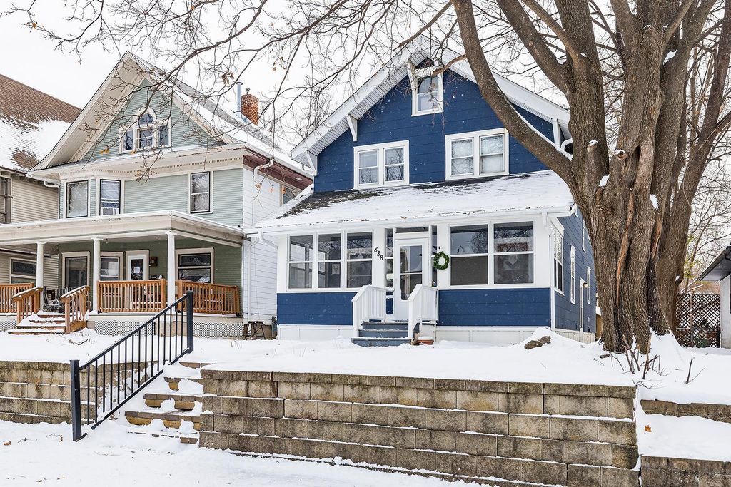 888 Laurel Avenue, Saint Paul, MN 55104