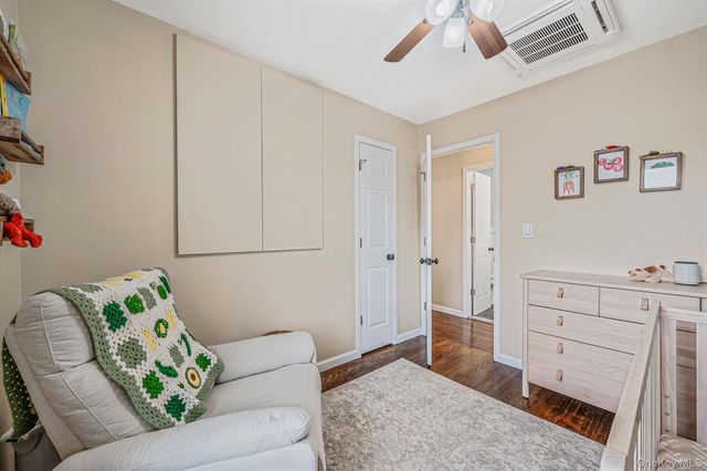 4 Lehigh Drive, Smithtown, NY 11787