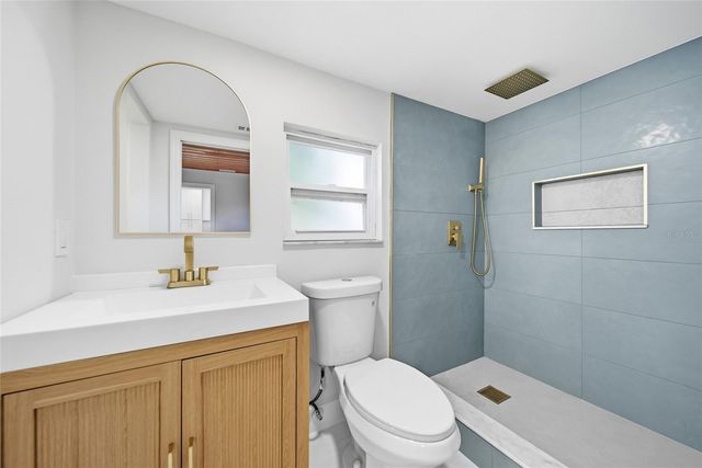 5401 E 98TH AVENUE, Temple Terrace, FL 33617