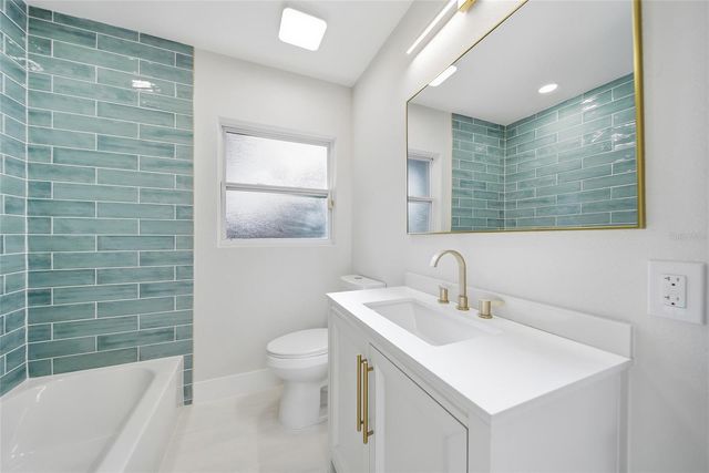 5401 E 98TH AVENUE, Temple Terrace, FL 33617
