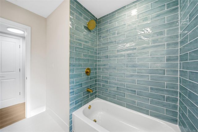 5401 E 98TH AVENUE, Temple Terrace, FL 33617
