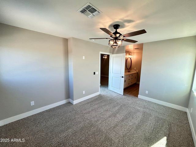 905 W DOBBINS Road, Phoenix, AZ 85041