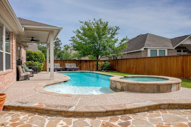 99 Buck Trail Place, Spring, TX 77389