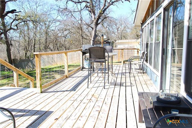 805 W 7th Avenue, Belton, TX 76513
