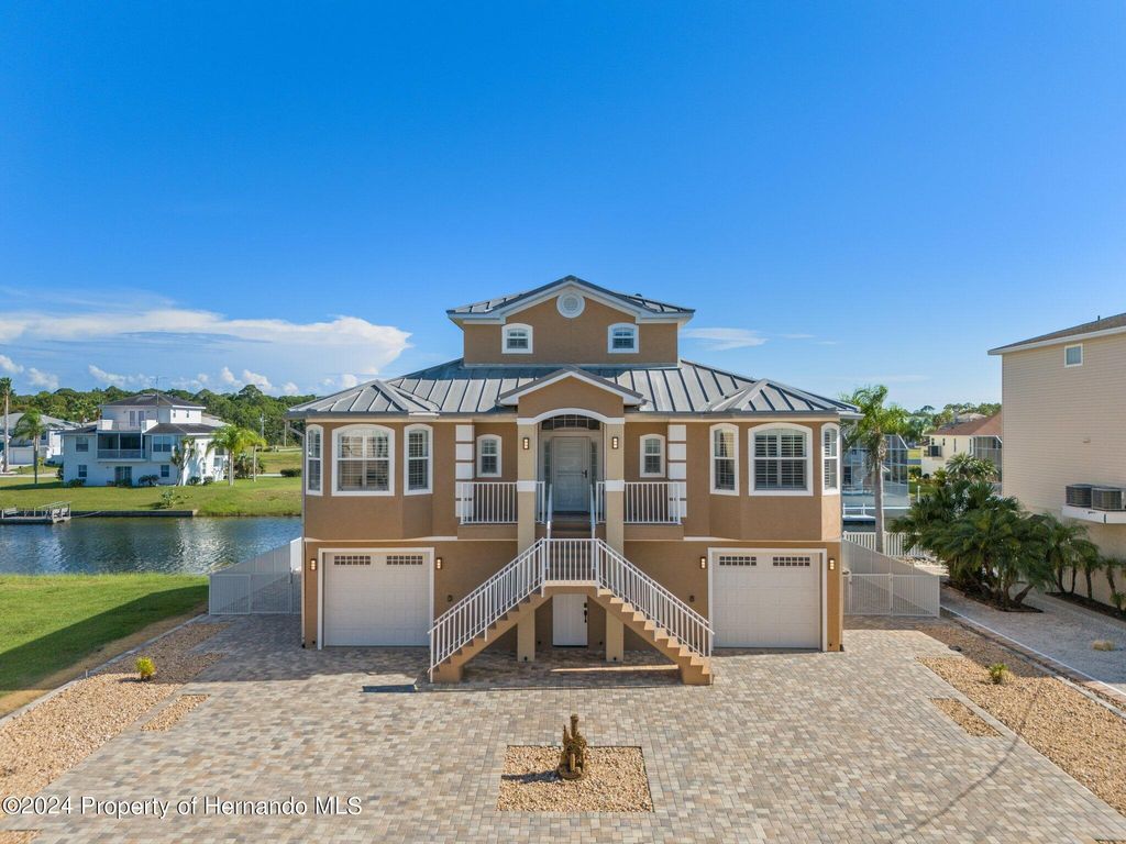 3448 Triggerfish Drive, Hernando Beach, FL 34607