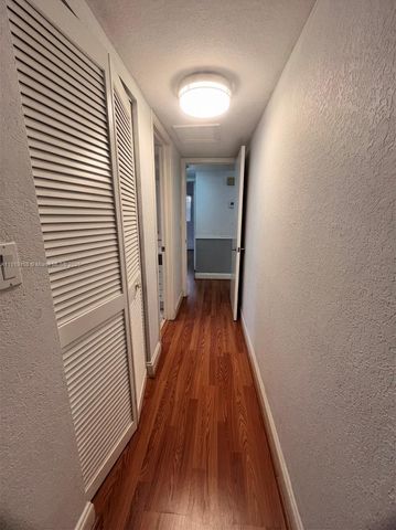 3250 NW 85th Ave 10, Coral Springs, FL 33065