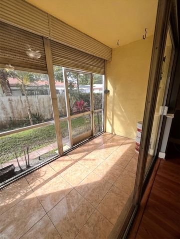 3250 NW 85th Ave 10, Coral Springs, FL 33065