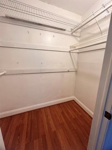 3250 NW 85th Ave 10, Coral Springs, FL 33065