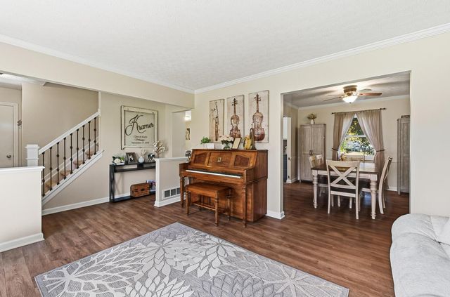 4573 Hilliard Run Drive, Hilliard, OH 43026