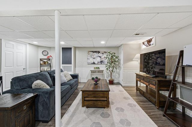 4573 Hilliard Run Drive, Hilliard, OH 43026