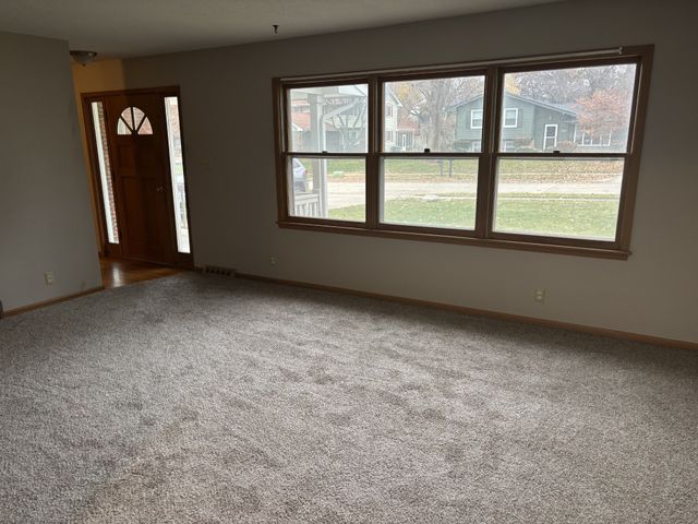 3924 Aspen Drive, West Des Moines, IA 50265