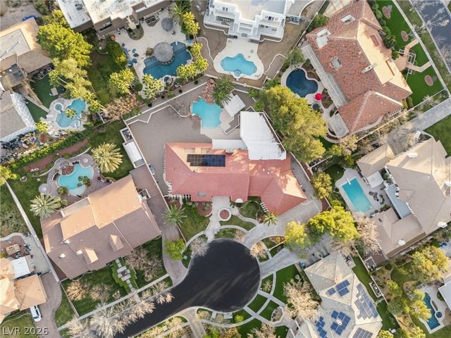 13 Dovetail Circle, Henderson, NV 89014