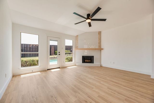 6614 Spartan Drive, Arlington, TX 76001