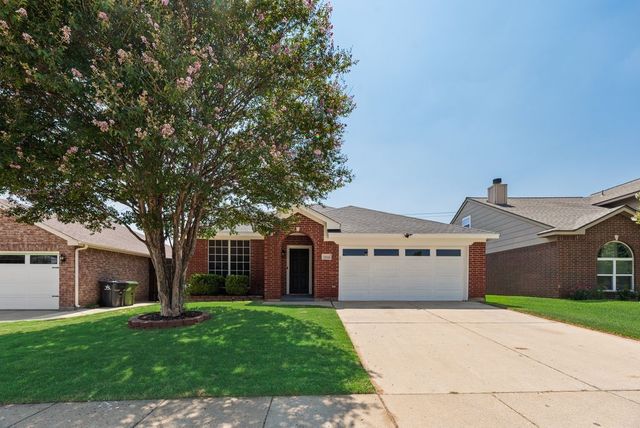 6614 Spartan Drive, Arlington, TX 76001