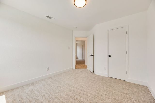 6614 Spartan Drive, Arlington, TX 76001