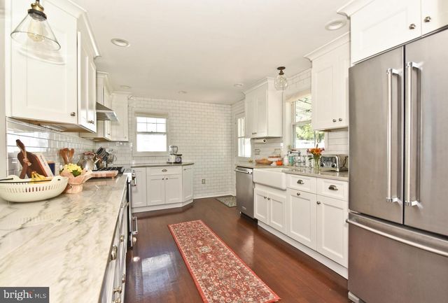 132 ROXBORO RD, Trenton, NJ 08648