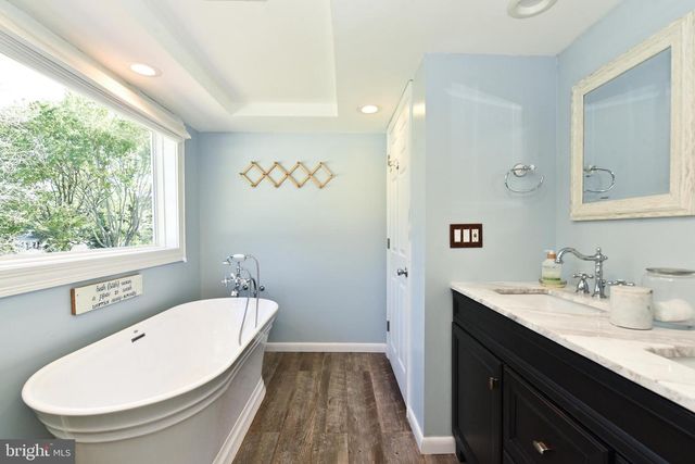 132 ROXBORO RD, Trenton, NJ 08648