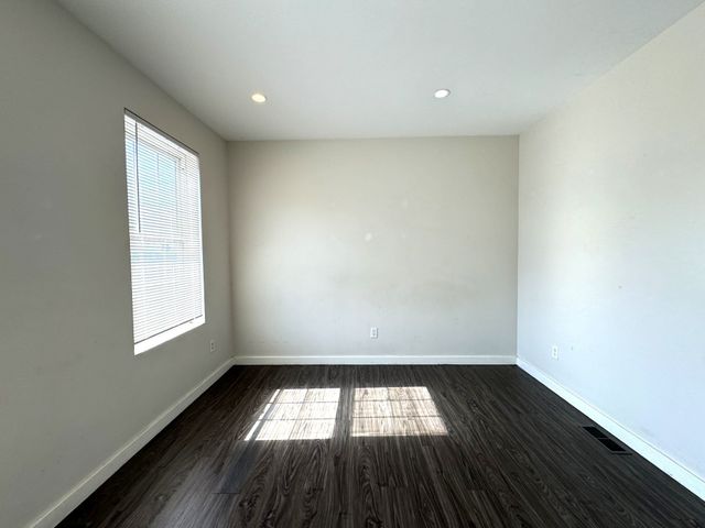75 Williams Street 2L, Chelsea, MA 02150