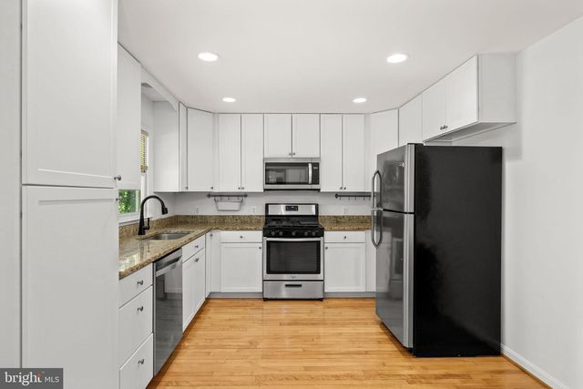 105 SWINDLER HOLLOW RD, Sperryville, VA 22740