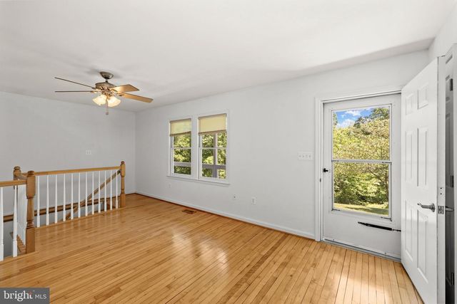 105 SWINDLER HOLLOW RD, Sperryville, VA 22740