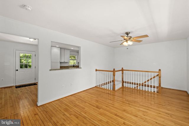 105 SWINDLER HOLLOW RD, Sperryville, VA 22740