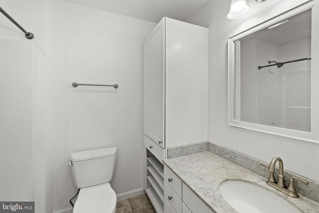 105 SWINDLER HOLLOW RD, Sperryville, VA 22740