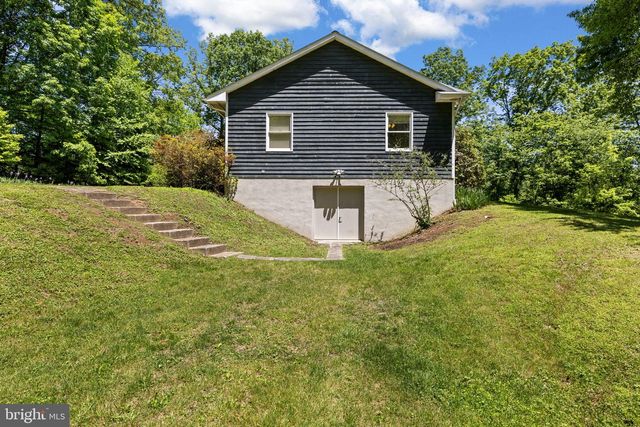 105 SWINDLER HOLLOW RD, Sperryville, VA 22740