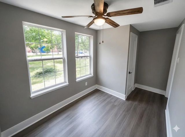 714 Morrell St, Baytown, TX 77520