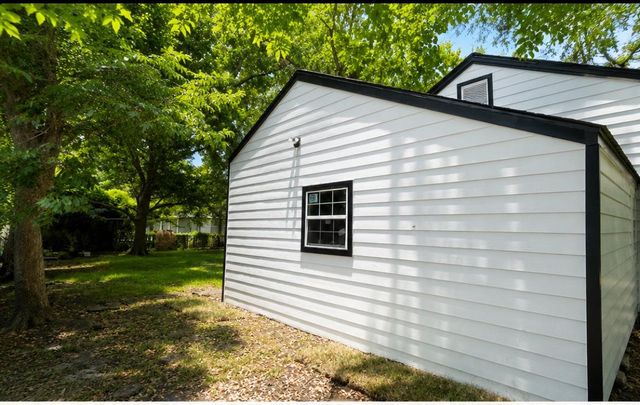 714 Morrell St, Baytown, TX 77520