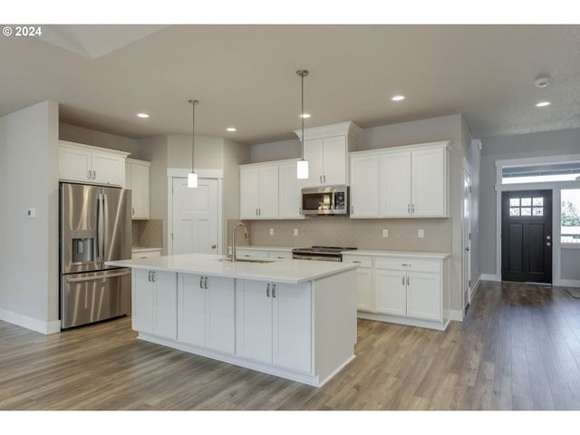 3403 Ne Justus Ave 76, Estacada, OR 97023