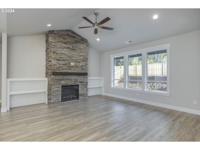 3403 Ne Justus Ave 76, Estacada, OR 97023