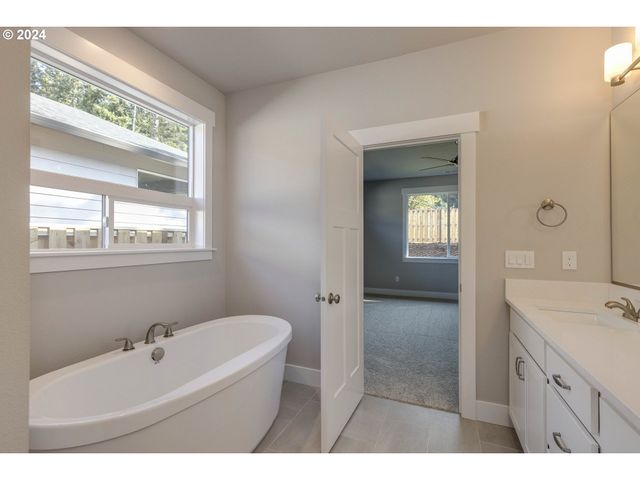 3403 Ne Justus Ave 76, Estacada, OR 97023