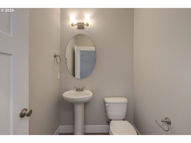 3403 Ne Justus Ave 76, Estacada, OR 97023