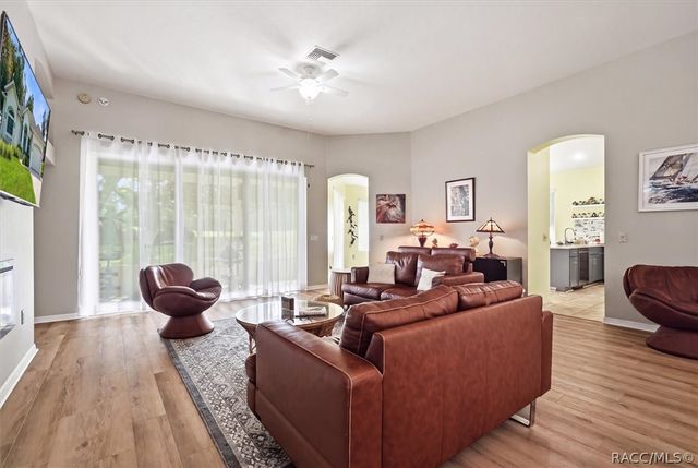 349 W Crestmont Court, Beverly Hills, FL 34465
