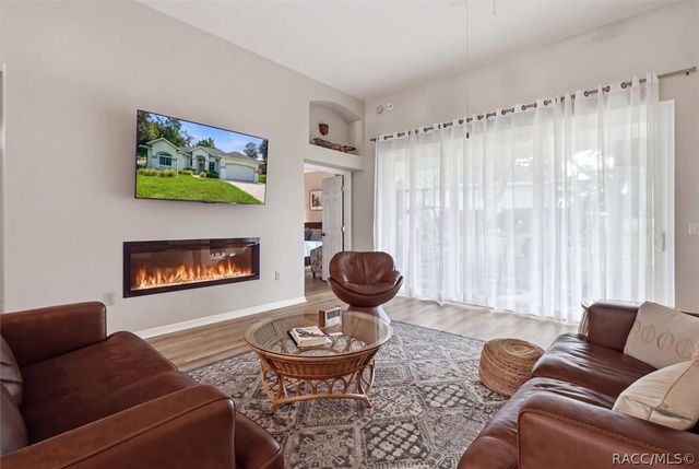 349 W Crestmont Court, Beverly Hills, FL 34465