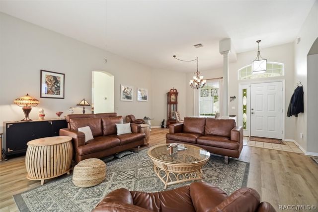 349 W Crestmont Court, Beverly Hills, FL 34465