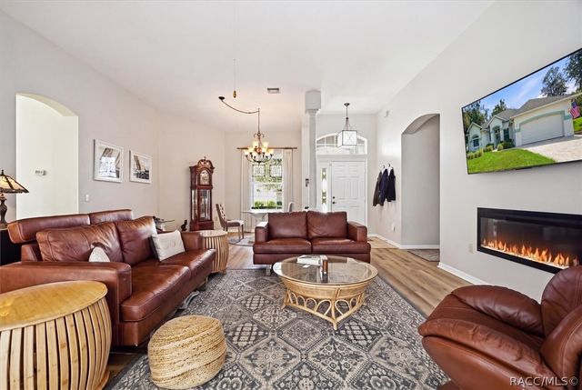 349 W Crestmont Court, Beverly Hills, FL 34465