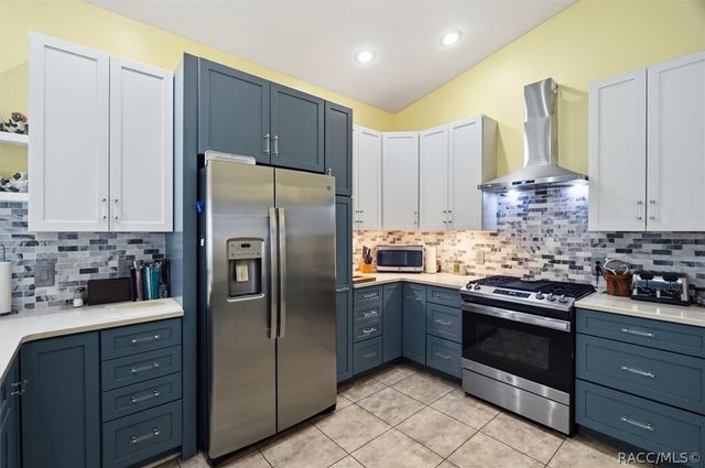 349 W Crestmont Court, Beverly Hills, FL 34465