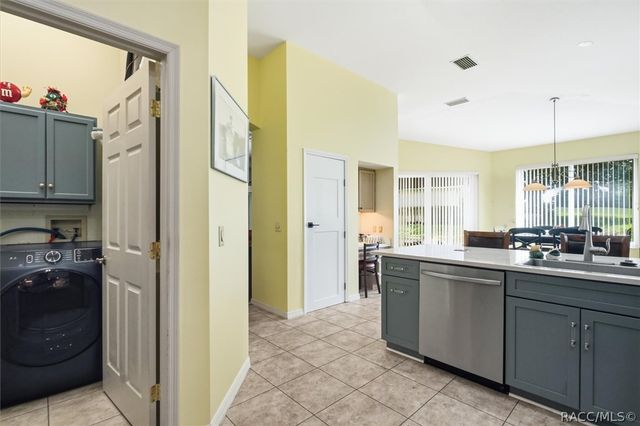 349 W Crestmont Court, Beverly Hills, FL 34465