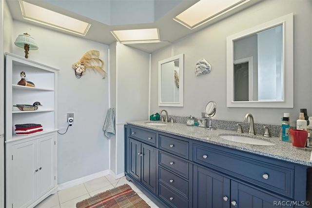349 W Crestmont Court, Beverly Hills, FL 34465