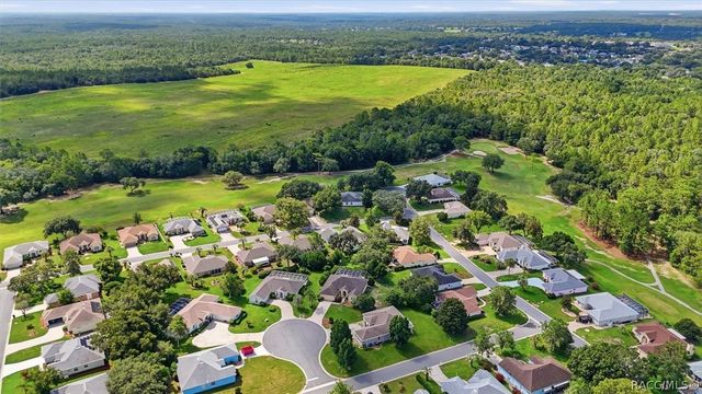 349 W Crestmont Court, Beverly Hills, FL 34465