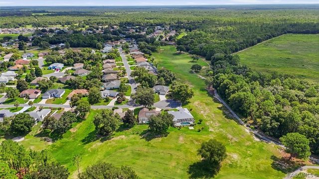 349 W Crestmont Court, Beverly Hills, FL 34465