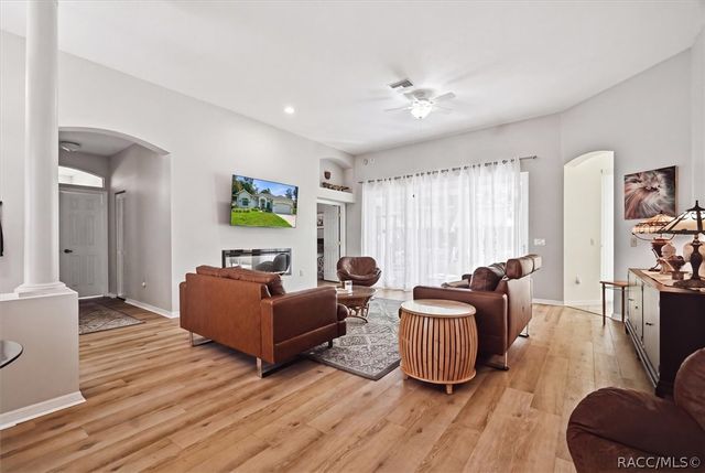 349 W Crestmont Court, Beverly Hills, FL 34465