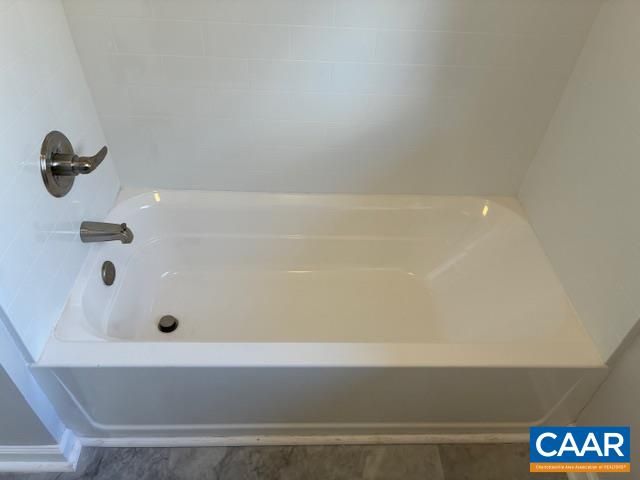 206 MCDONALD ST, Louisa, VA 23093